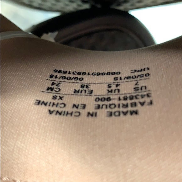 NIKE WMNS BENASSI JDI MTLC RED BRONZE/THUNDER GREY - Picture 14 of 16